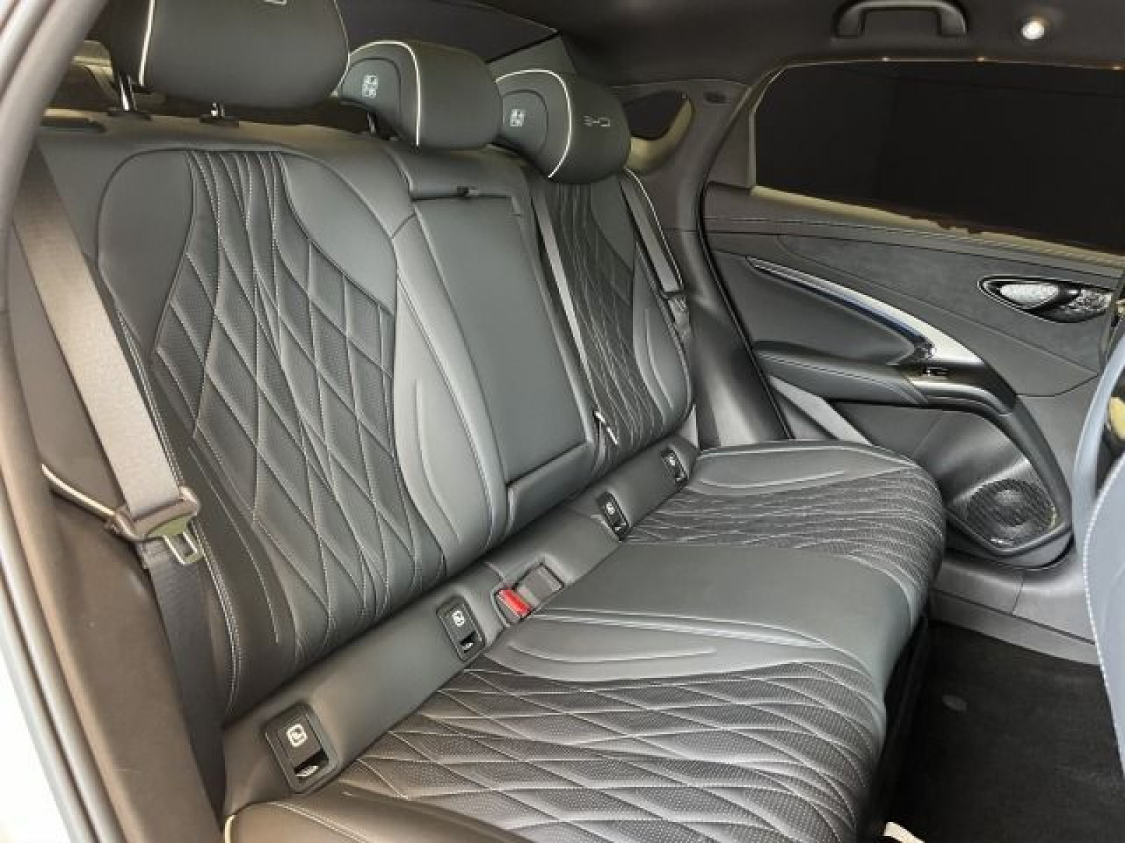 BYD - SEAL_19