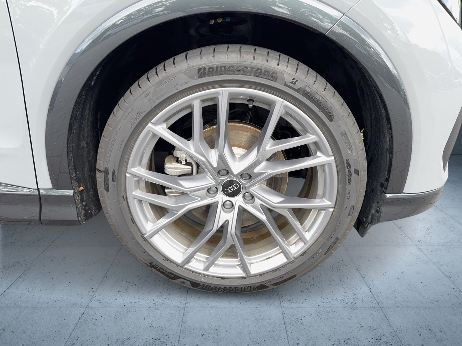 Audi - Q4 Sportback e-tron_7