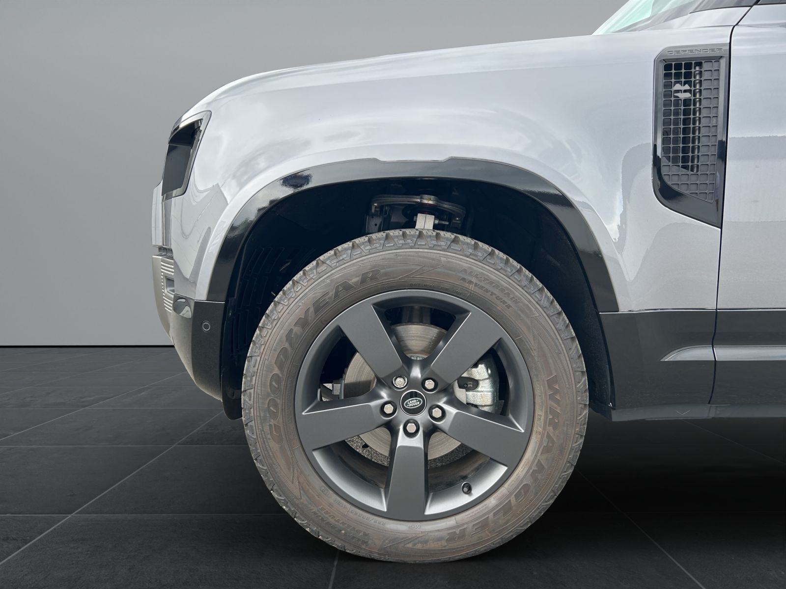 Land Rover - Defender_9