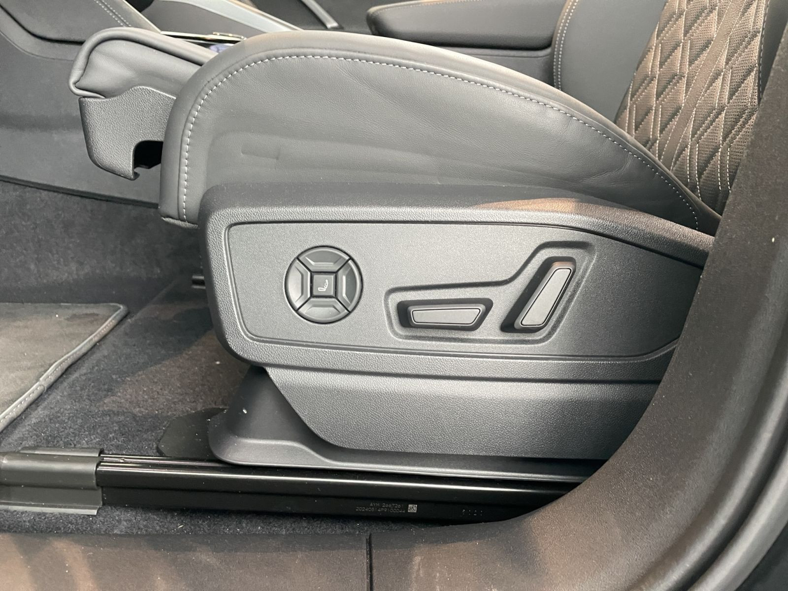 Audi - SQ5_24