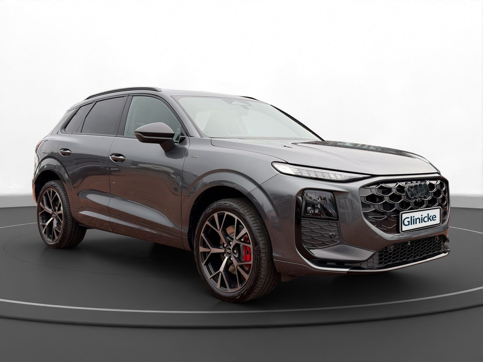 Audi - Q3_17 Audi - Q3_17