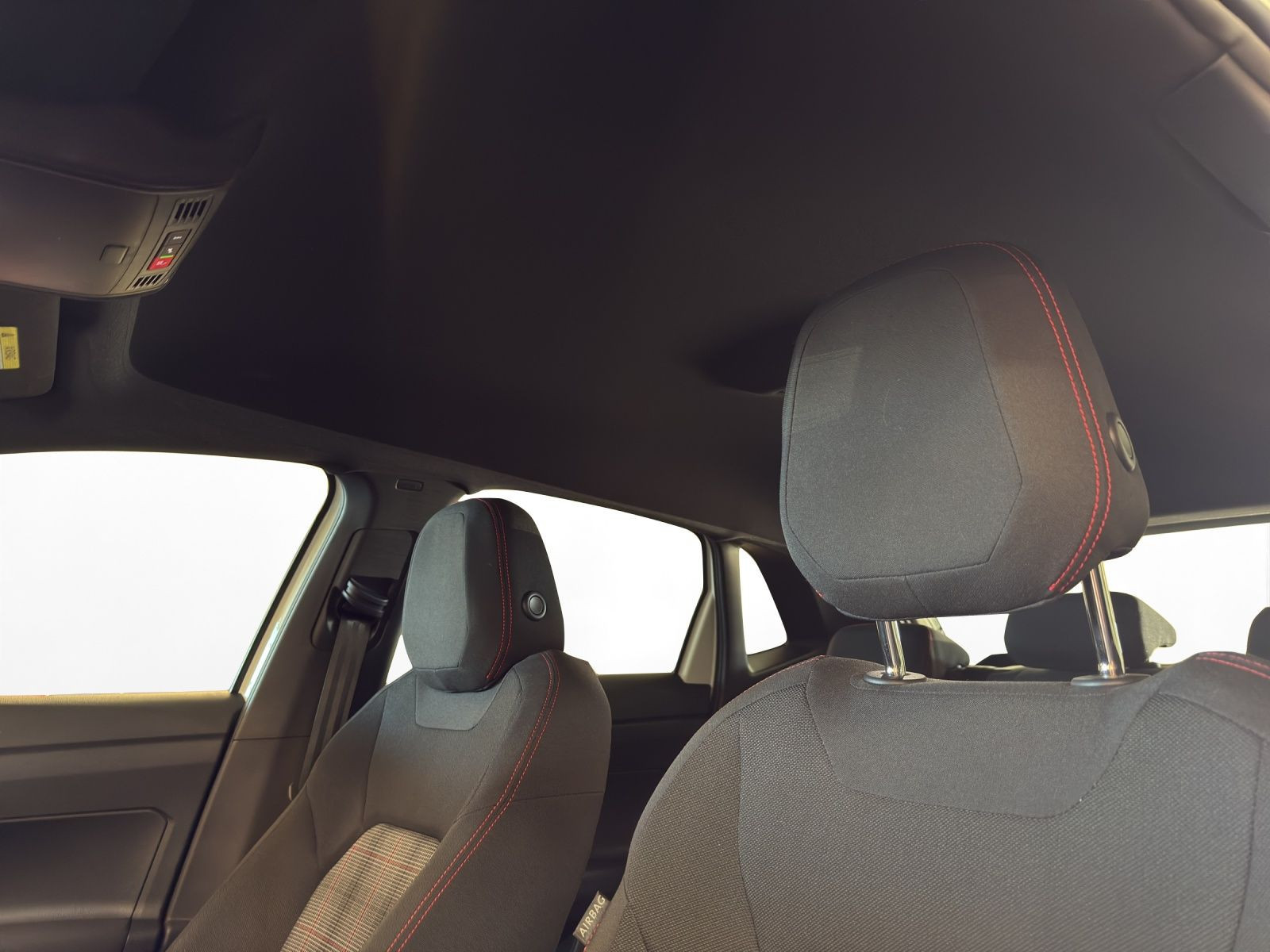 Volkswagen - Polo GTI_11