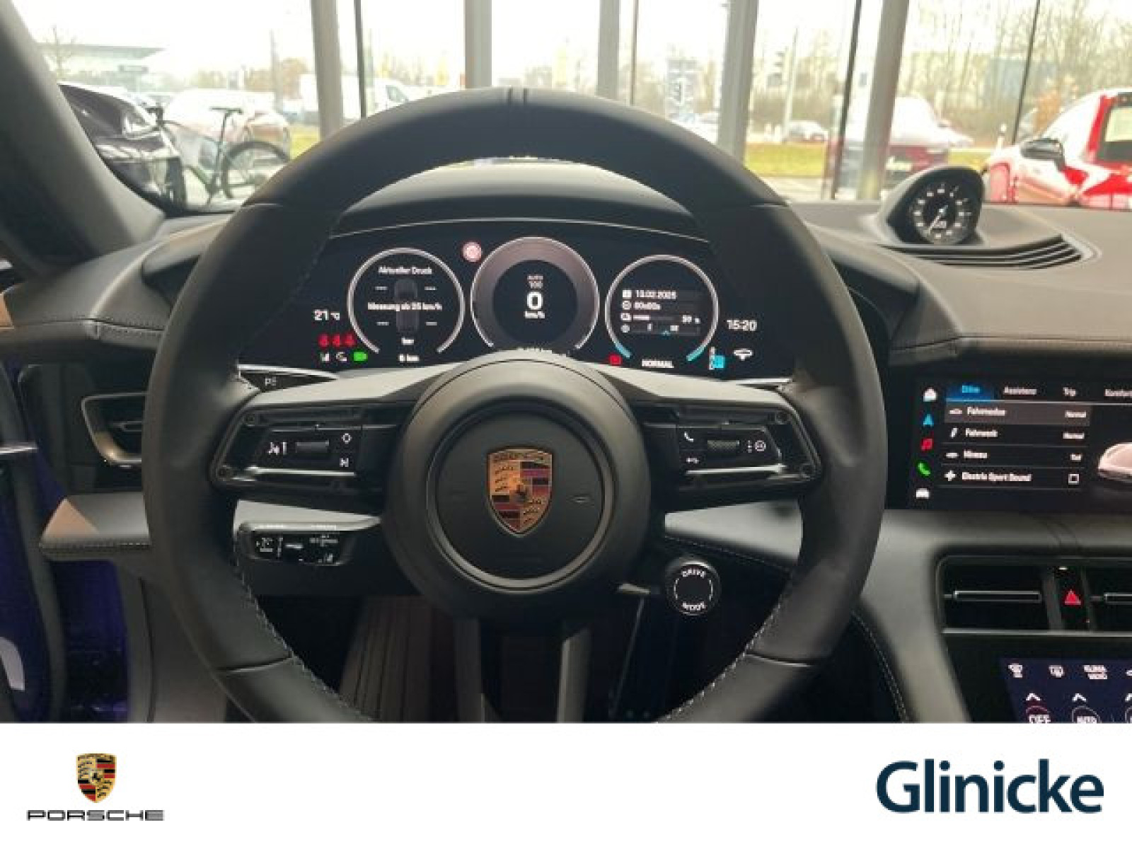 Porsche - Taycan_23