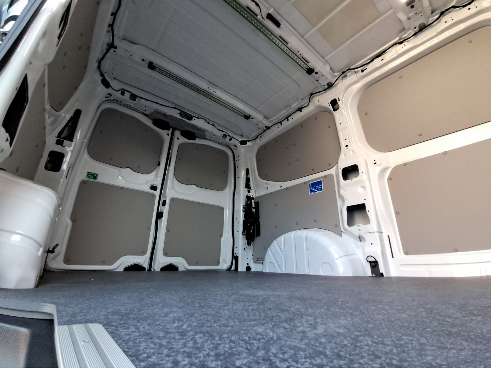 Volkswagen - Transporter Kasten_16