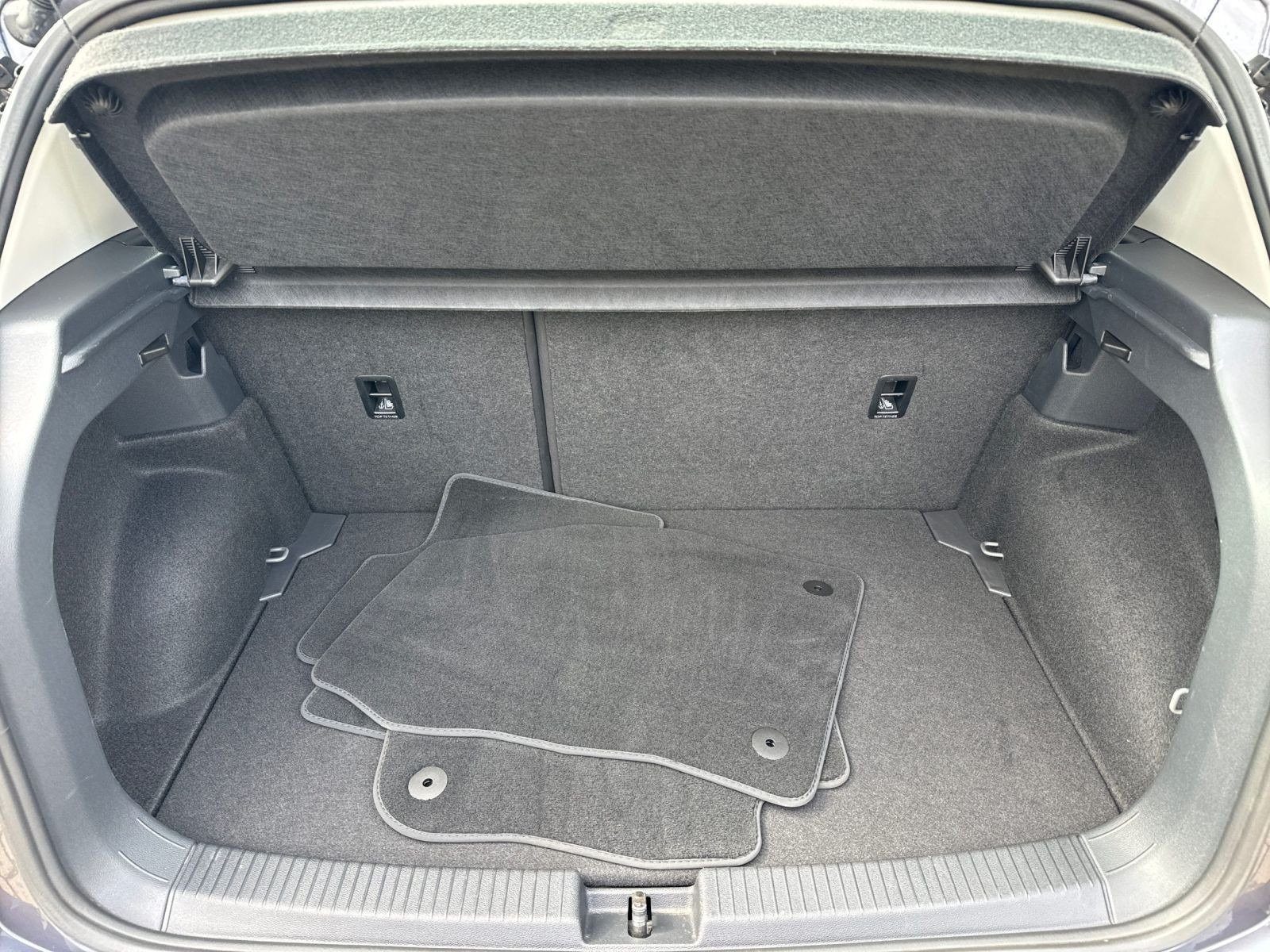 Volkswagen - T-Cross_15