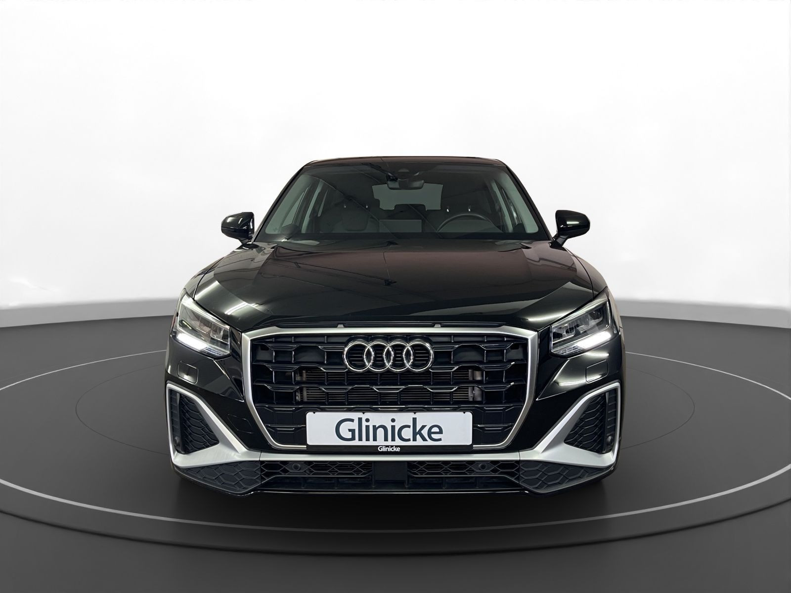 Audi - Q2_4