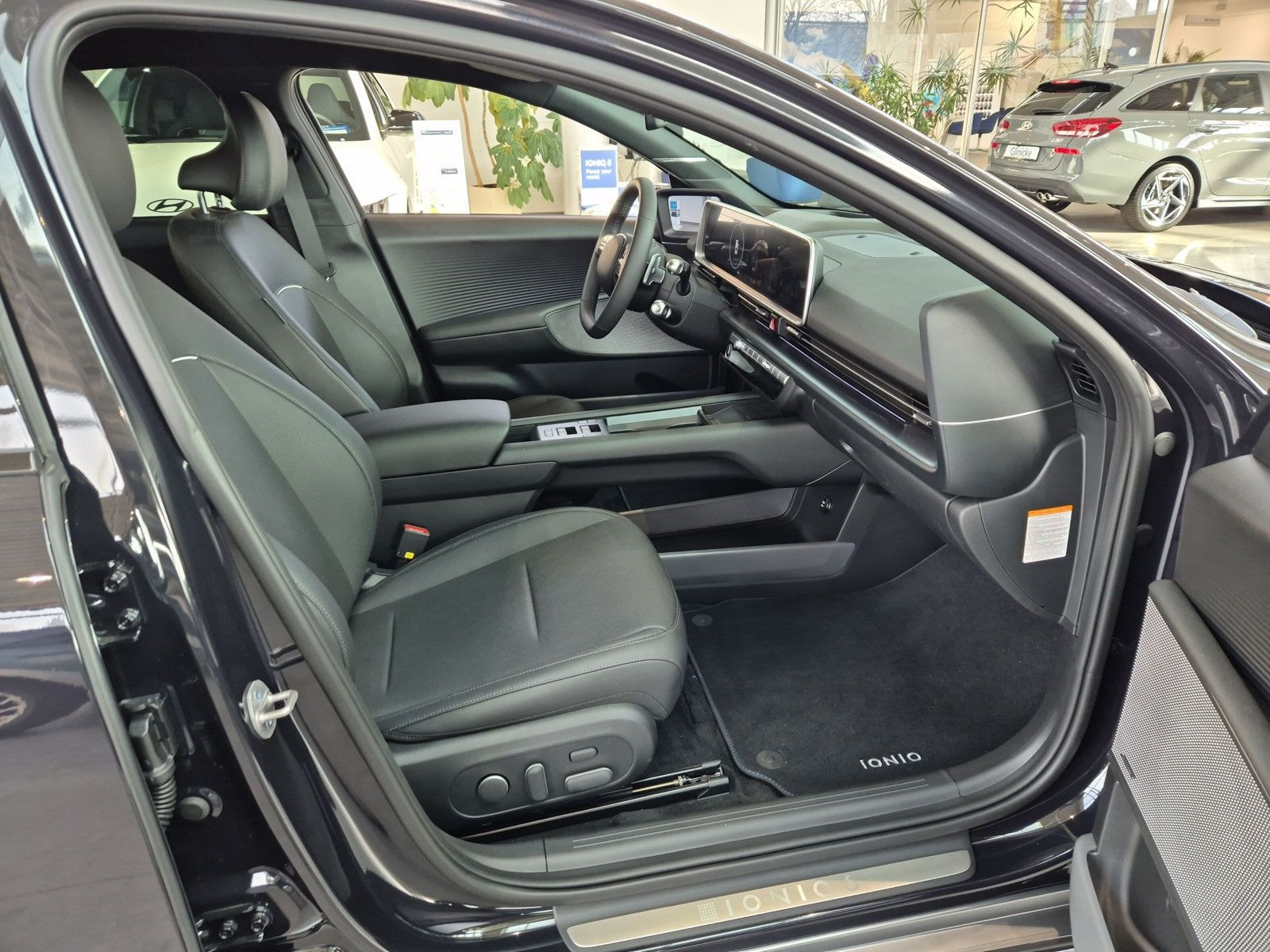 Hyundai - IONIQ 6_6