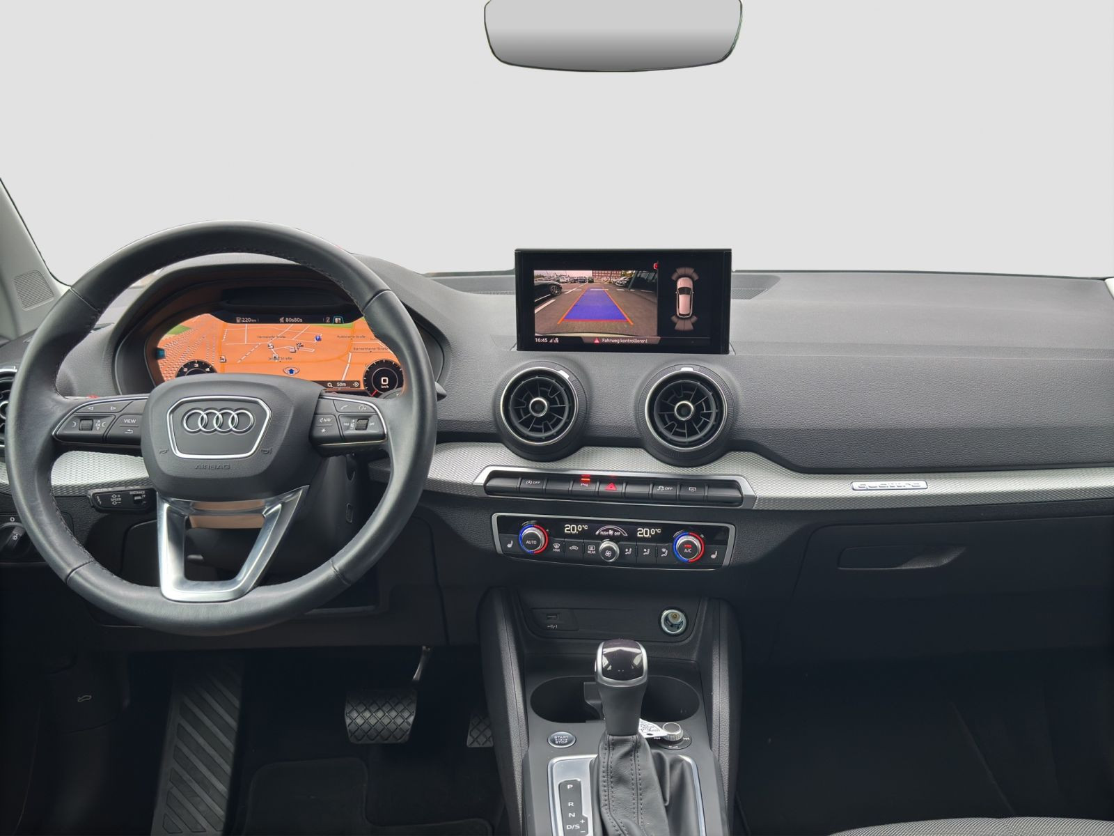 Audi - Q2_14