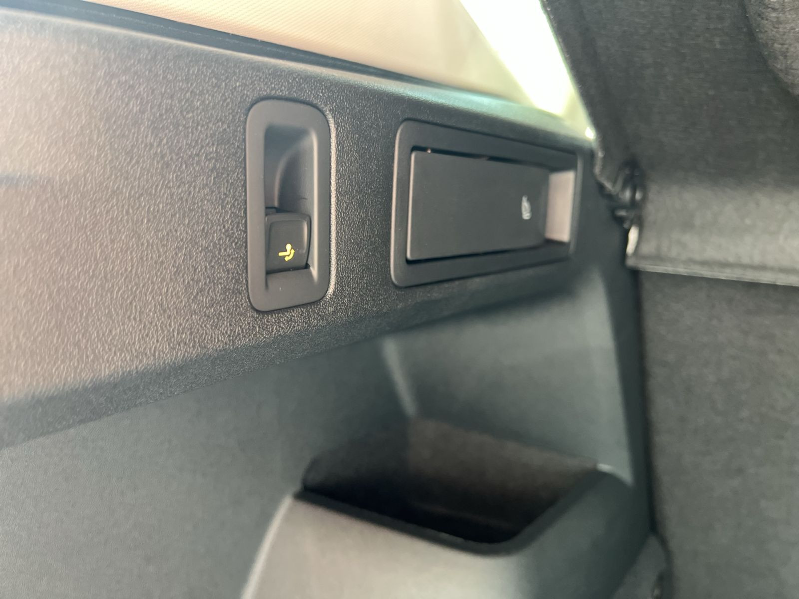 Volkswagen - Tiguan_16