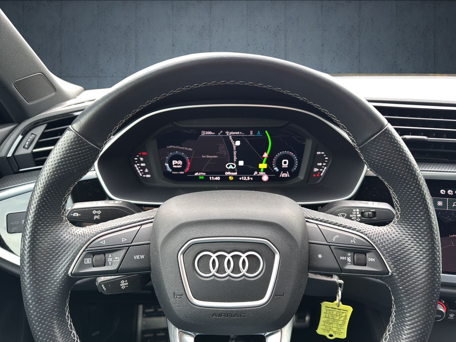 Audi - Q3_24 Audi - Q3_24