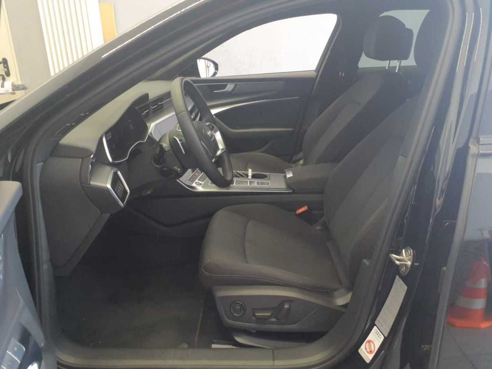Audi - A6 Avant_5