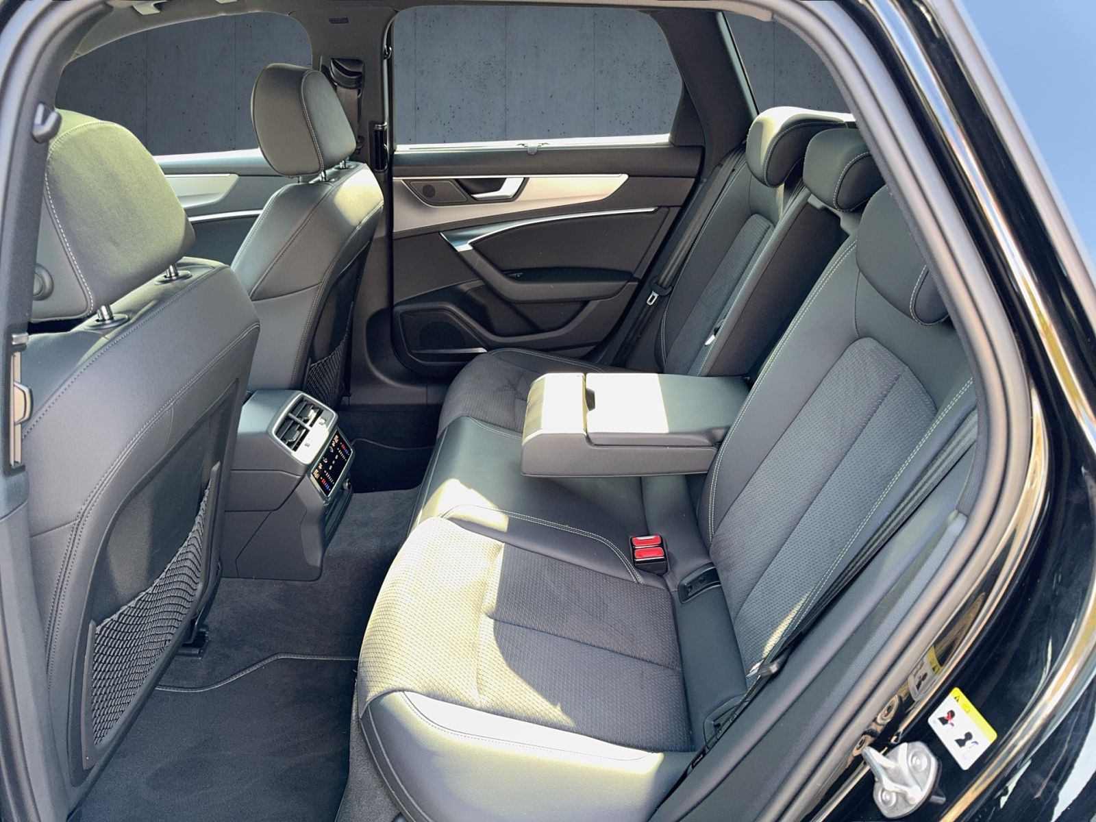 Audi - A6 Avant_14