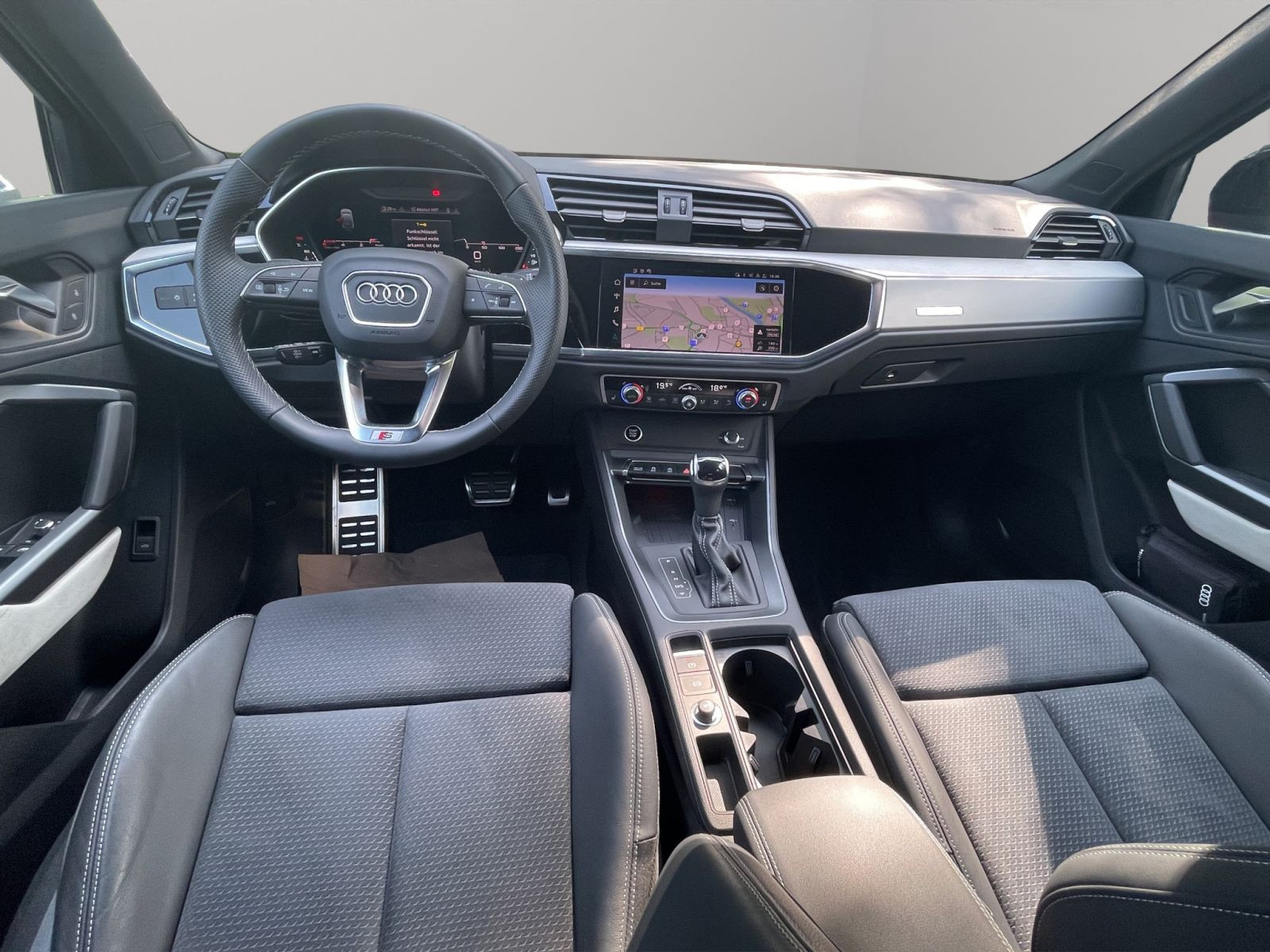 Audi - Q3 Sportback_17