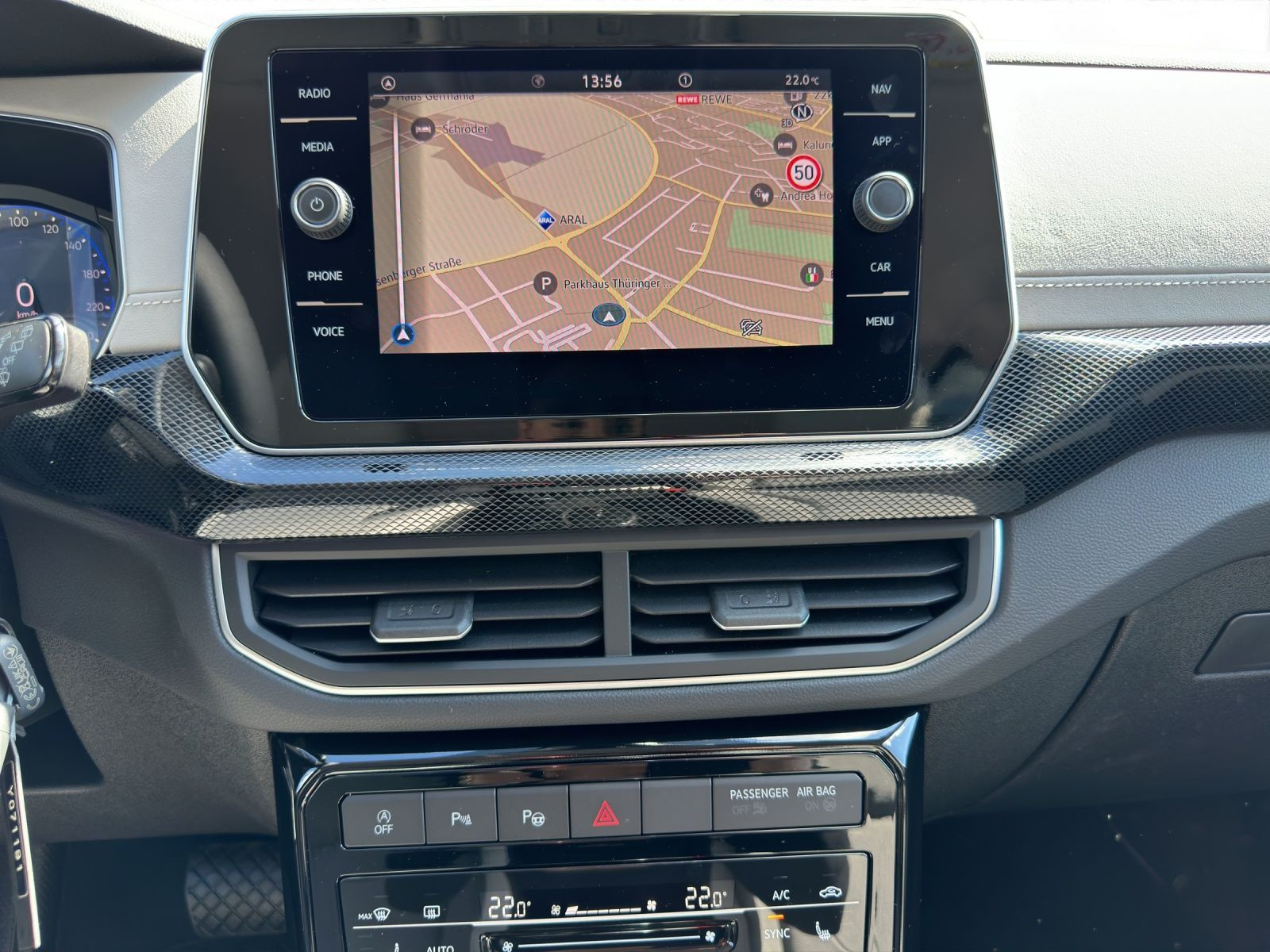 Volkswagen - T-Cross_9