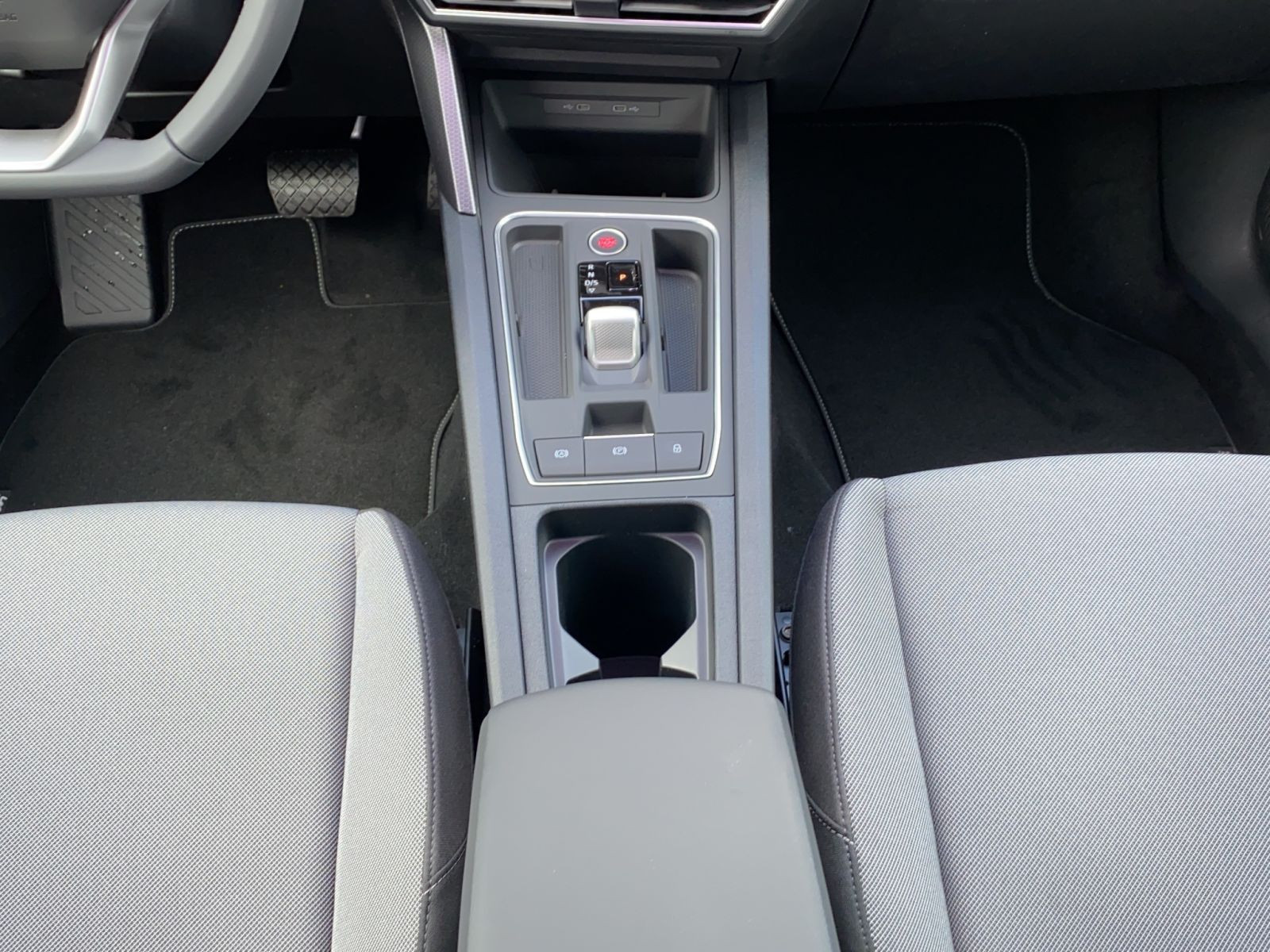 Seat - Leon_17