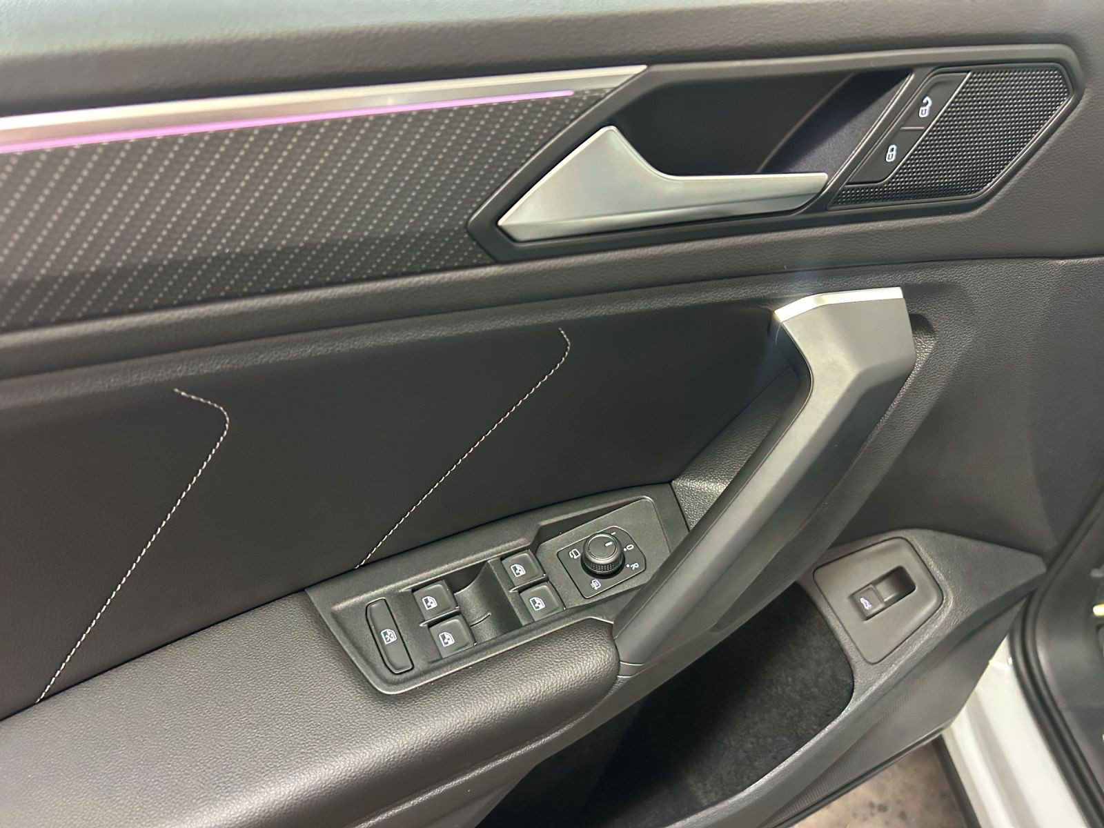 Volkswagen - Tiguan_10