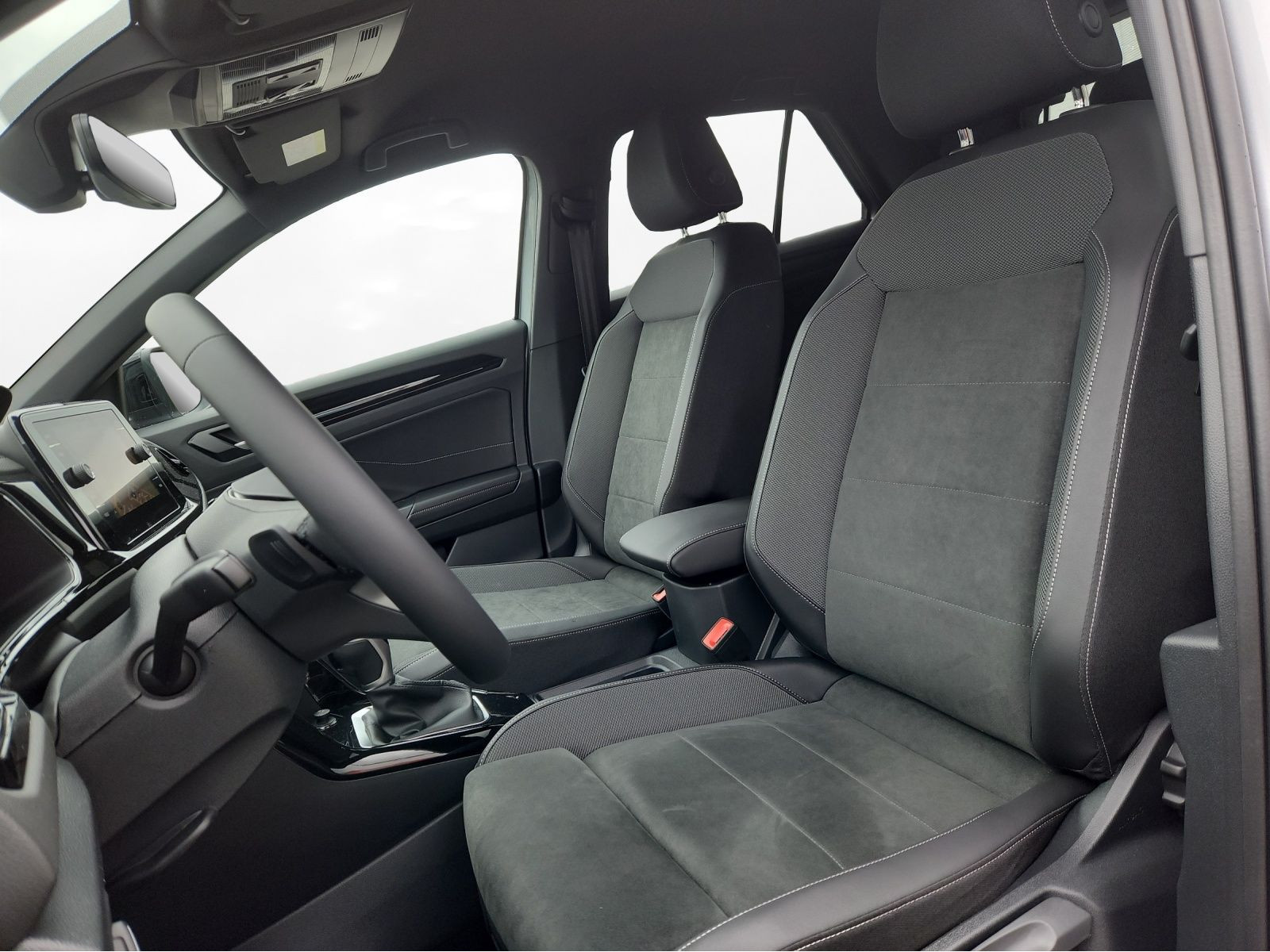 Volkswagen - T-Roc_10