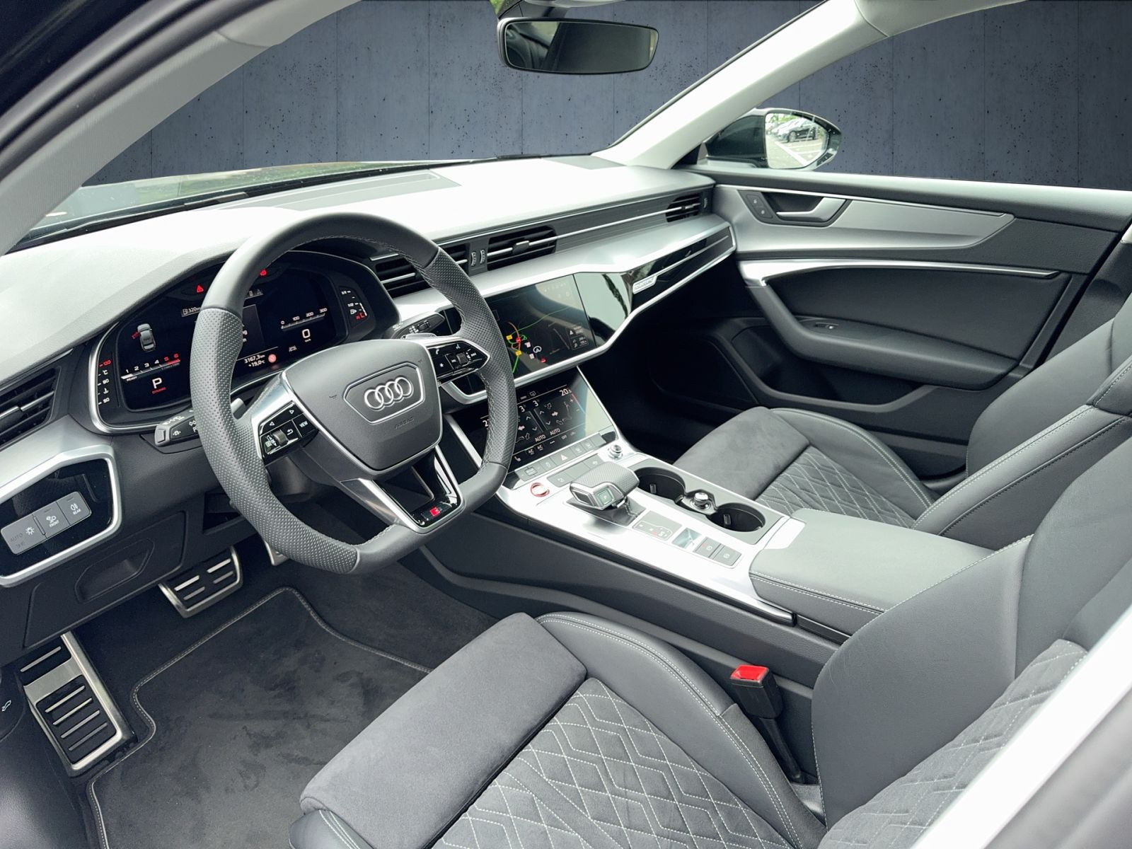 Audi - S6 Limousine_11