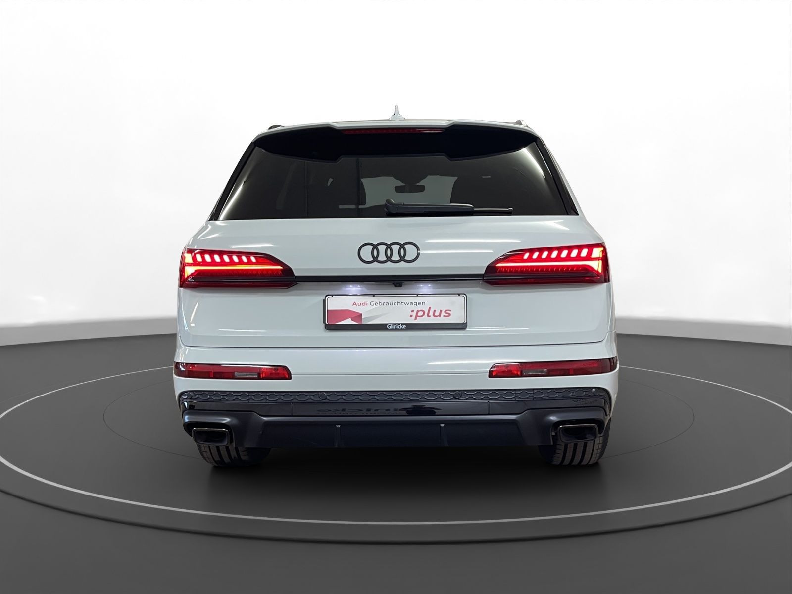 Audi - Q7_5