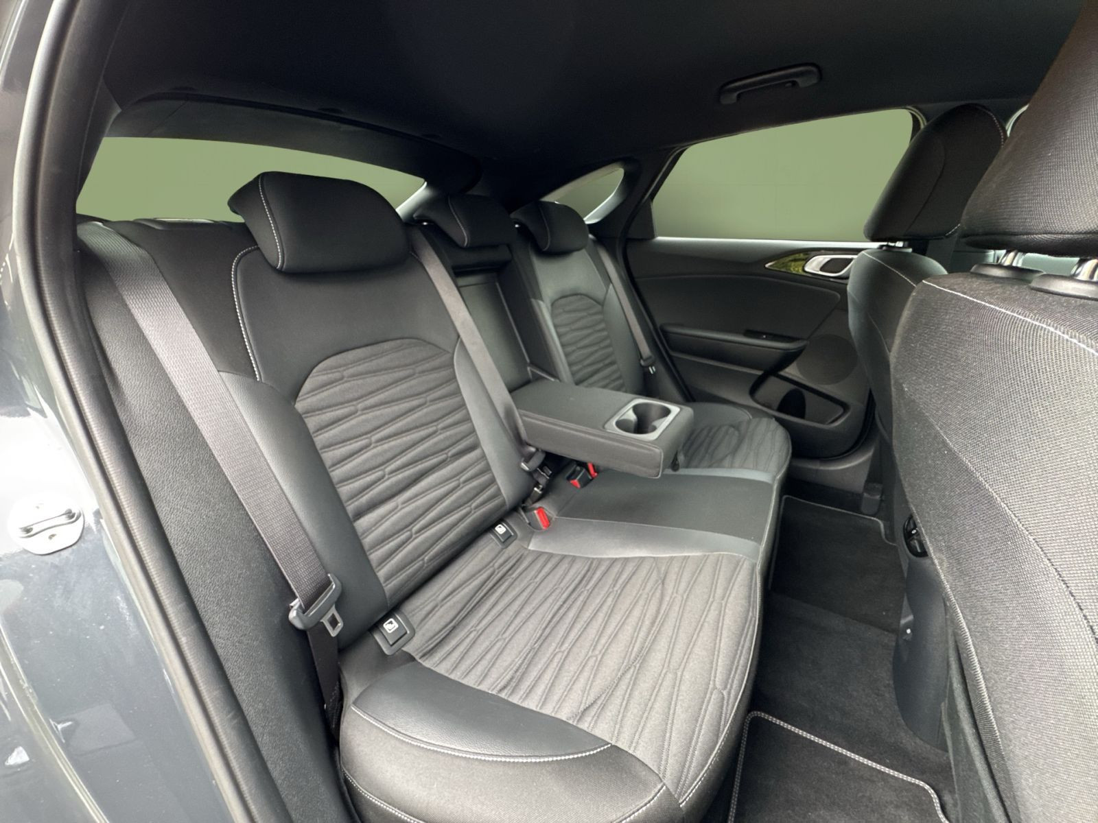 Kia - pro_cee'd_17
