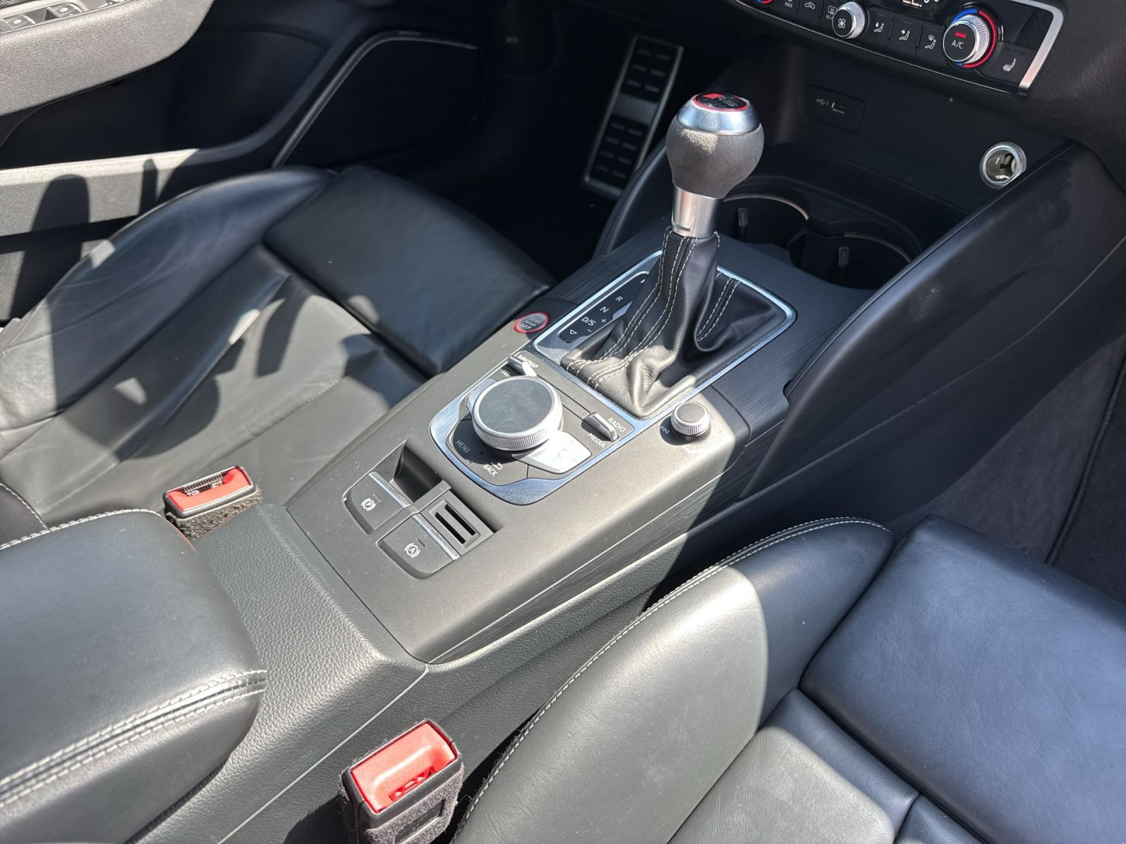 Audi - RS 3 Limousine_23