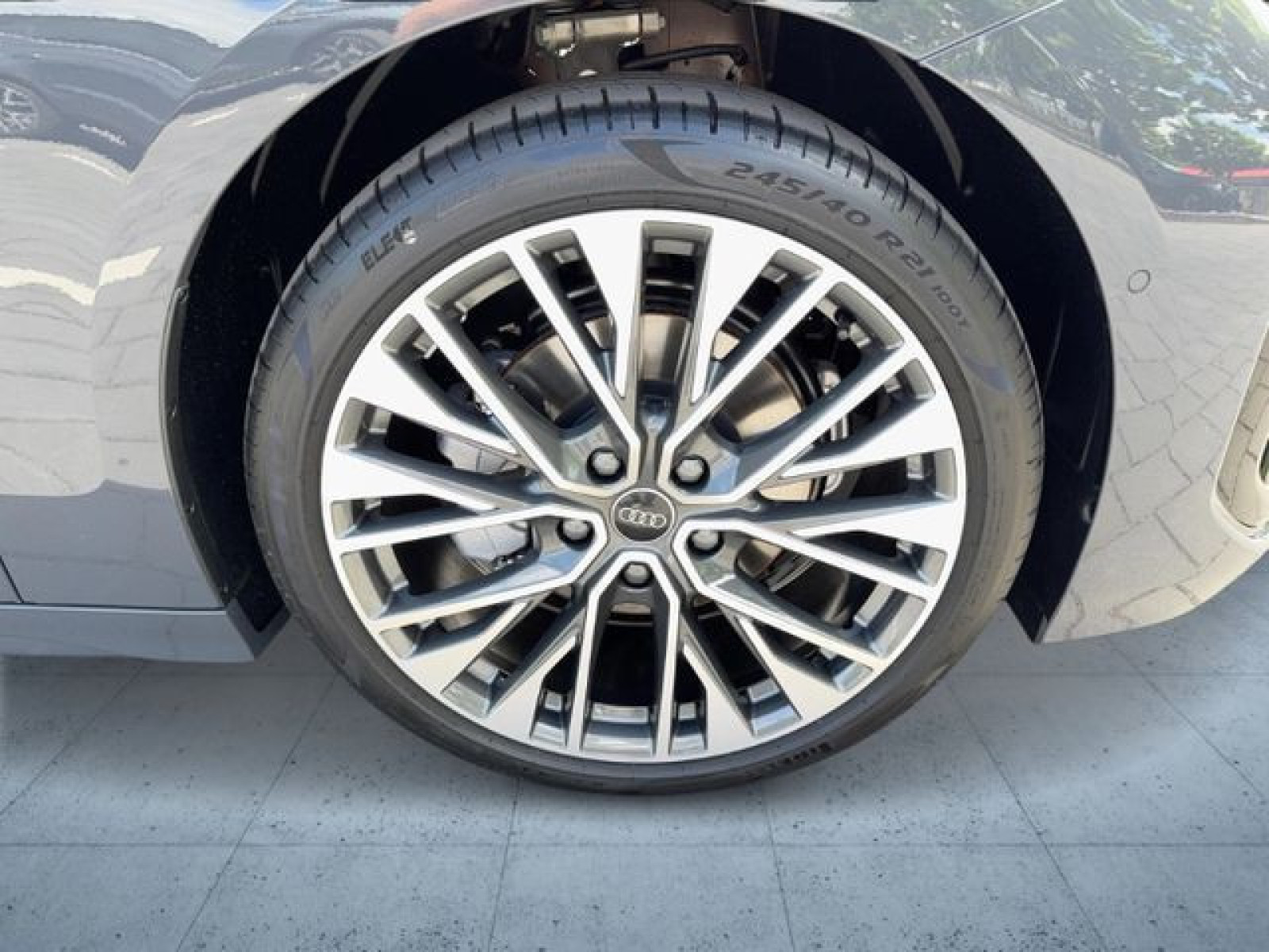 Audi - A6 Avant e-tron_10