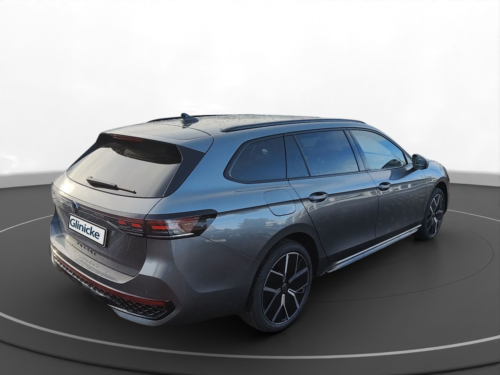 Volkswagen - Passat_12