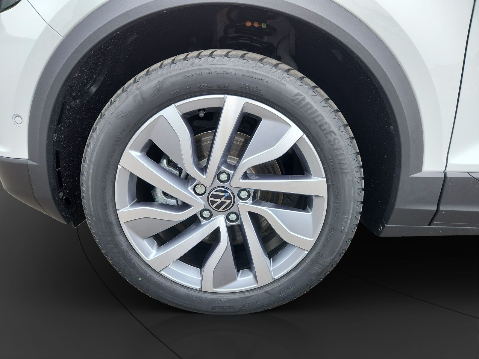 Volkswagen - T-Roc_9