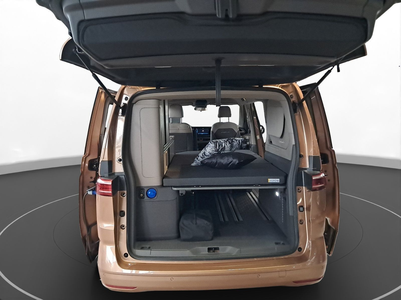 Volkswagen - California_13