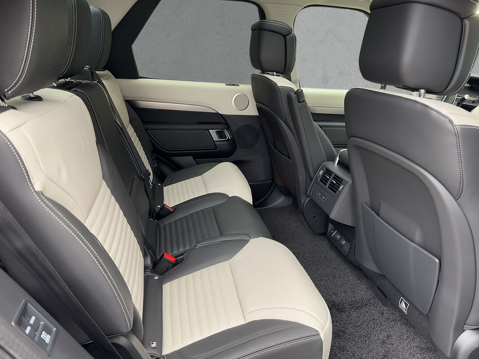 Land Rover - Discovery_5
