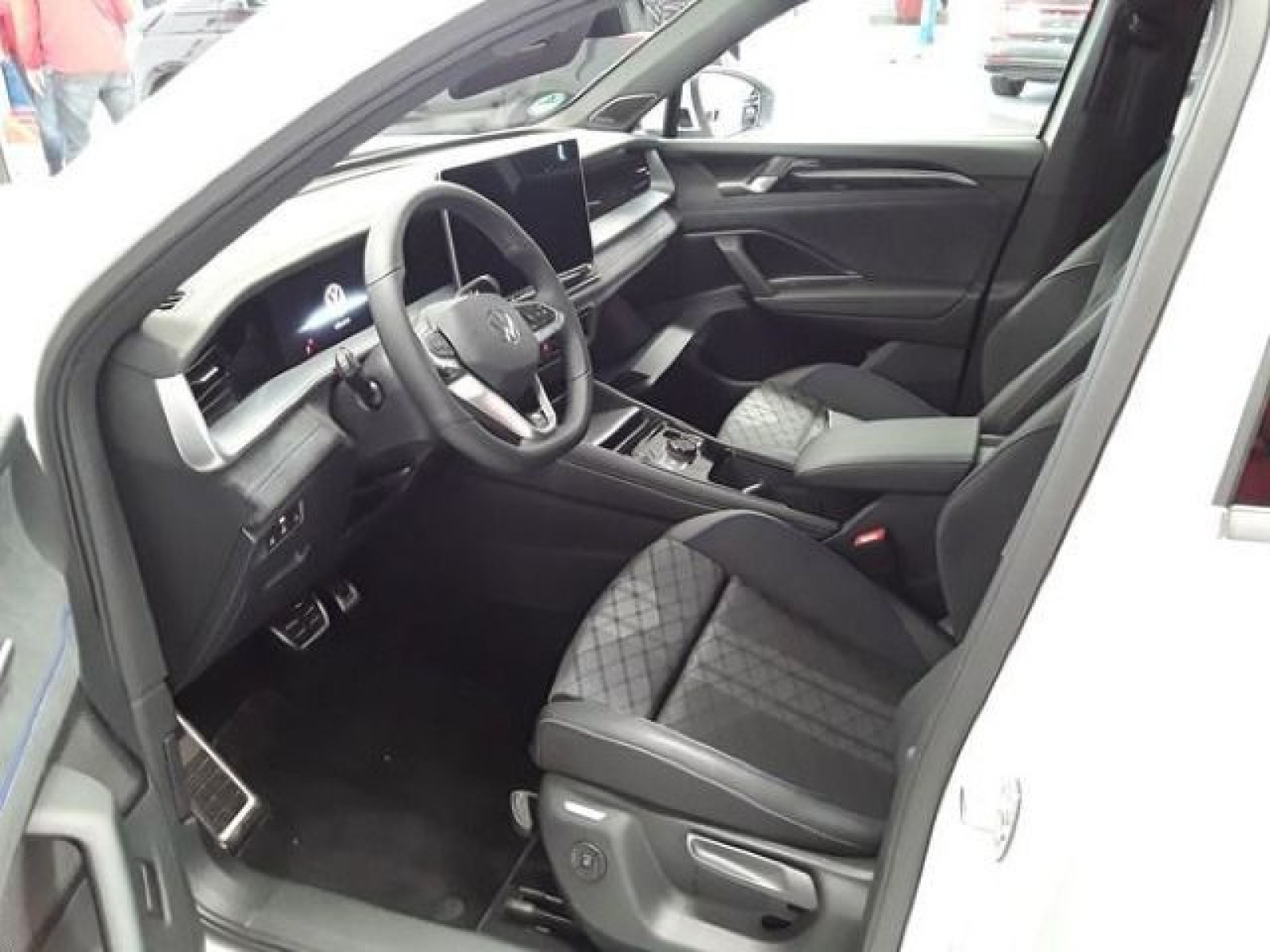 Volkswagen - Tayron_3