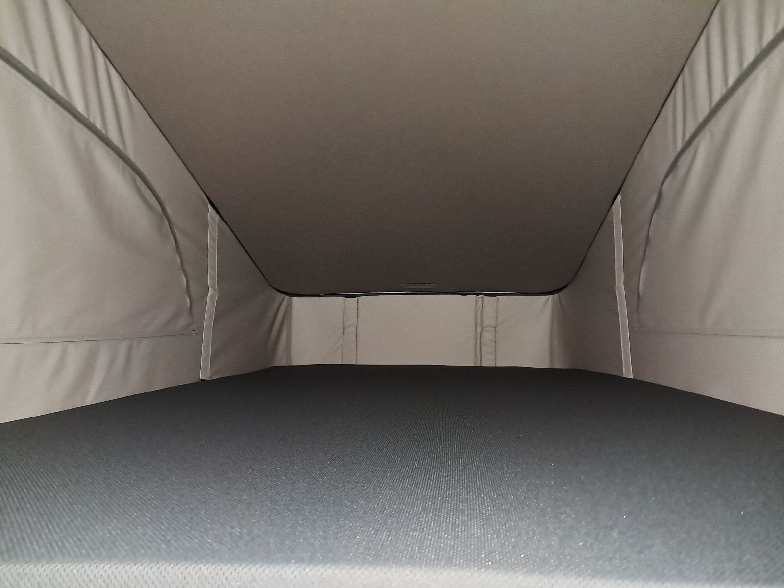 Volkswagen - California_12