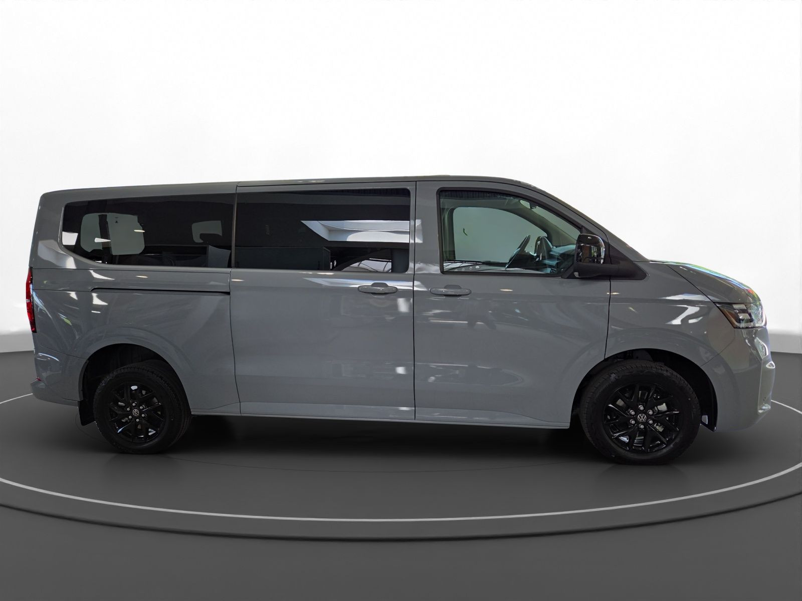 Volkswagen - T7 Caravelle_4