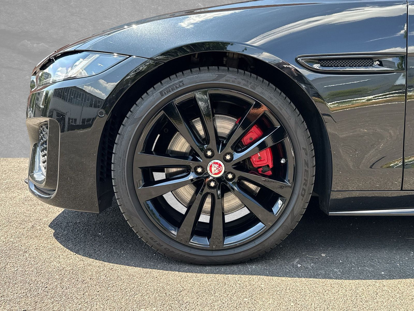 Jaguar - XE_9