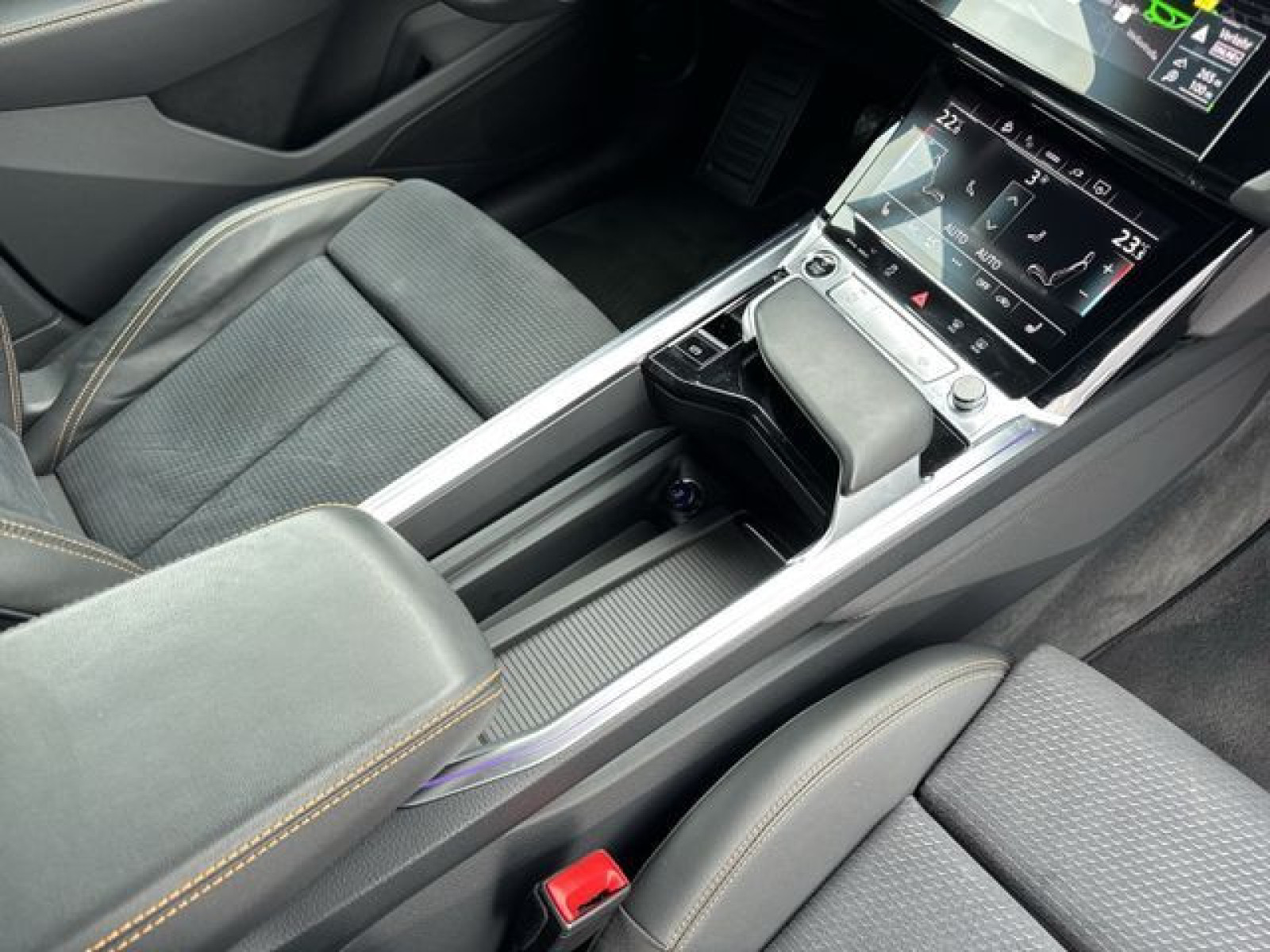 Audi - e-tron_23