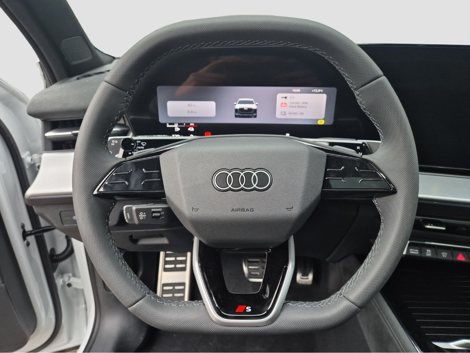Audi - Q3_12 Audi - Q3_12