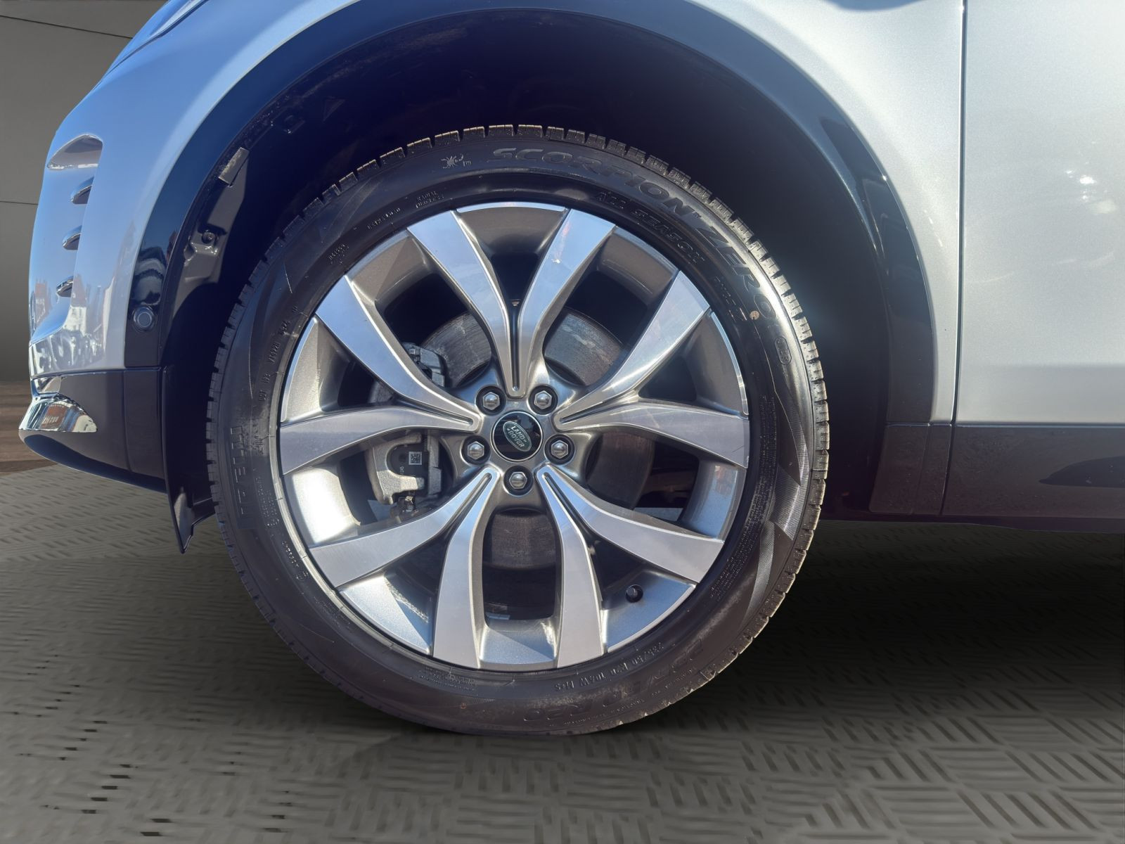 Land Rover - Discovery Sport_9