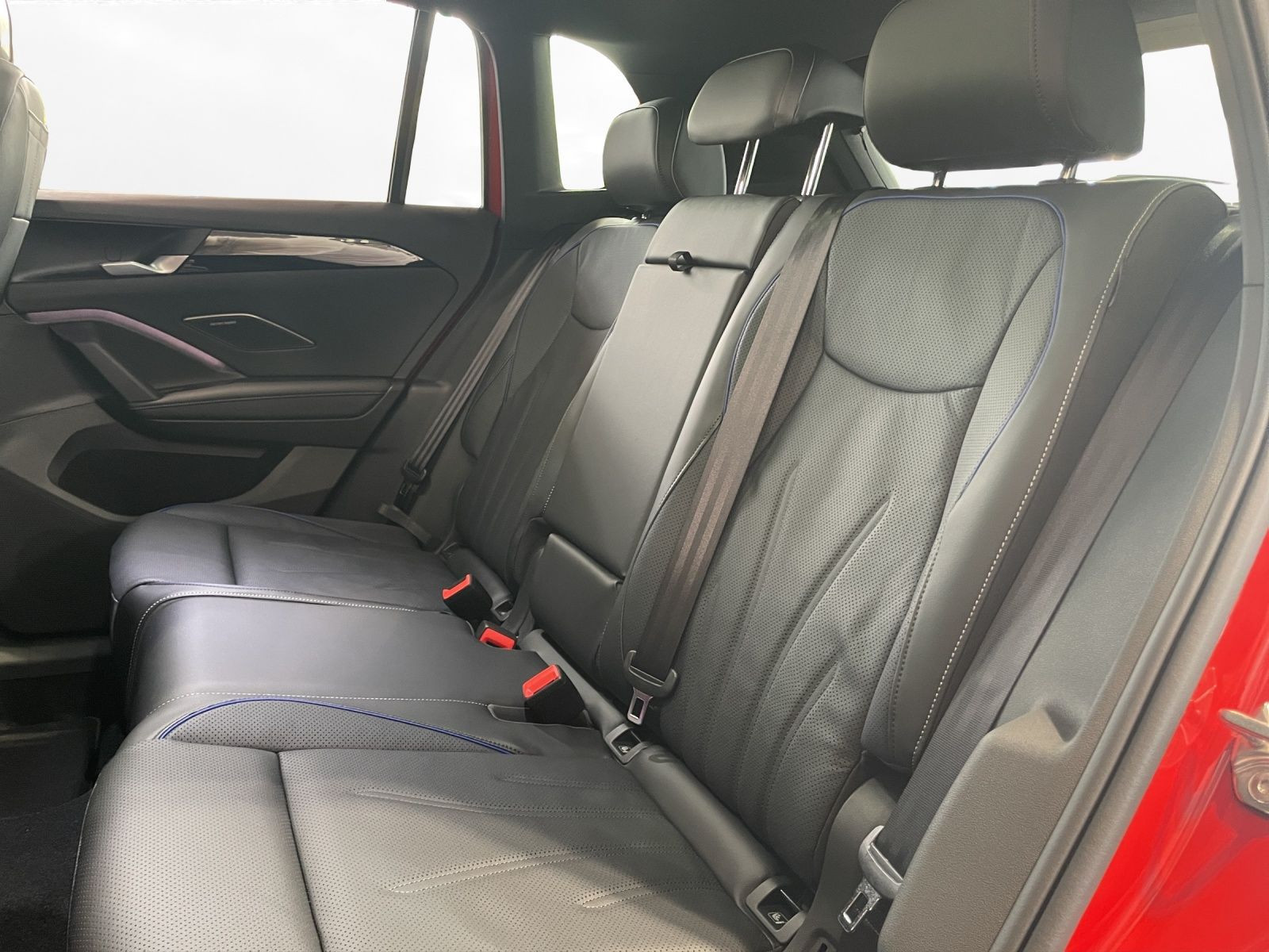 Volkswagen - Tiguan_11