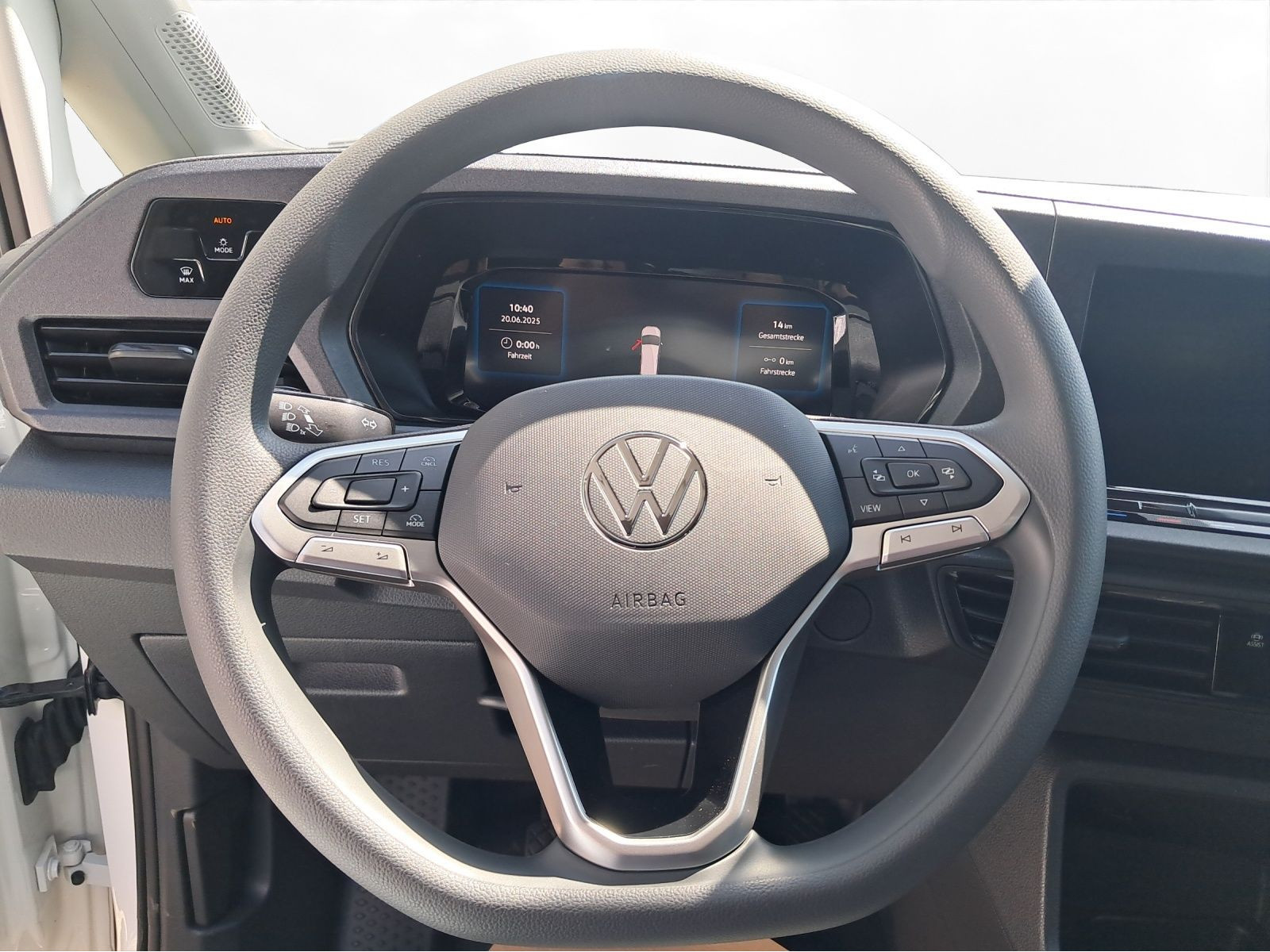 Volkswagen - Caddy Cargo_9