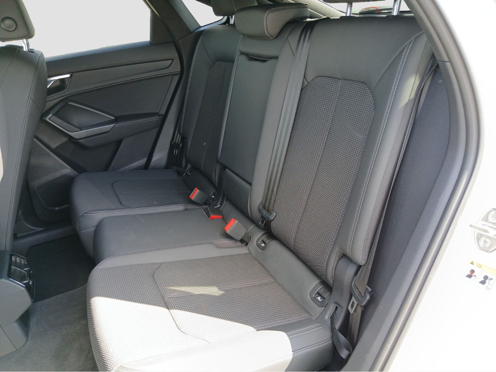 Audi - Q3 Sportback_12