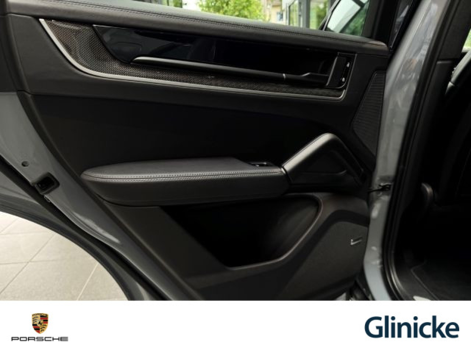 Porsche - Cayenne_28