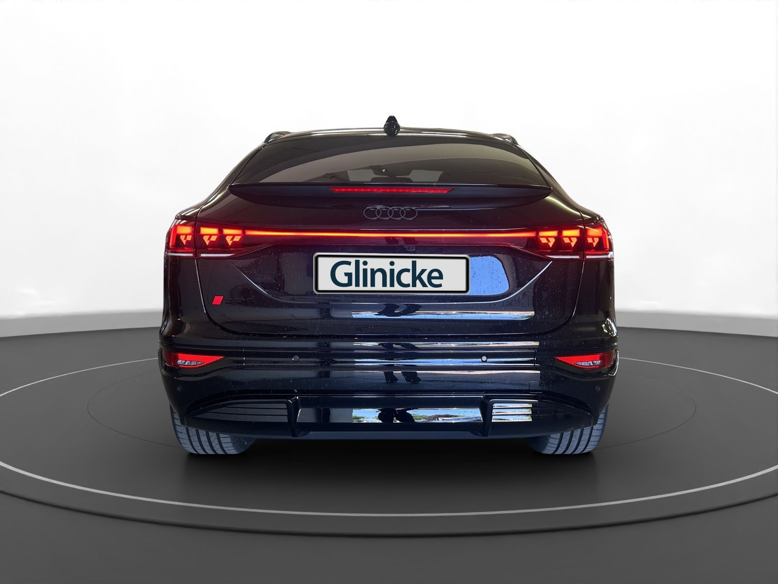 Audi - SQ6 Sportback e-tron_8
