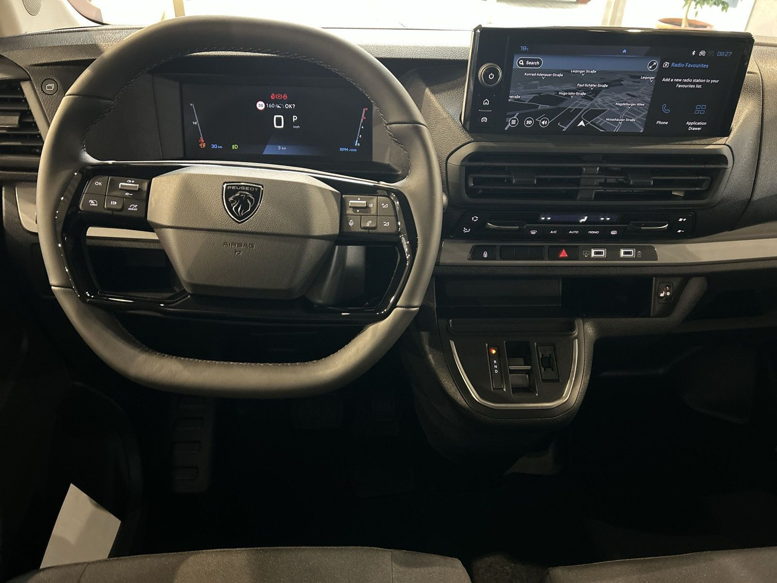 Peugeot - Expert_12
