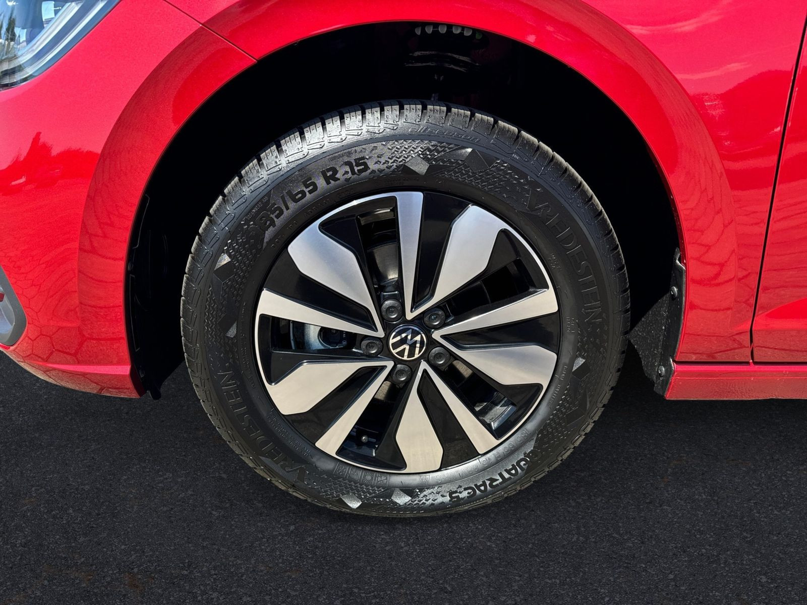 Volkswagen - Polo_9