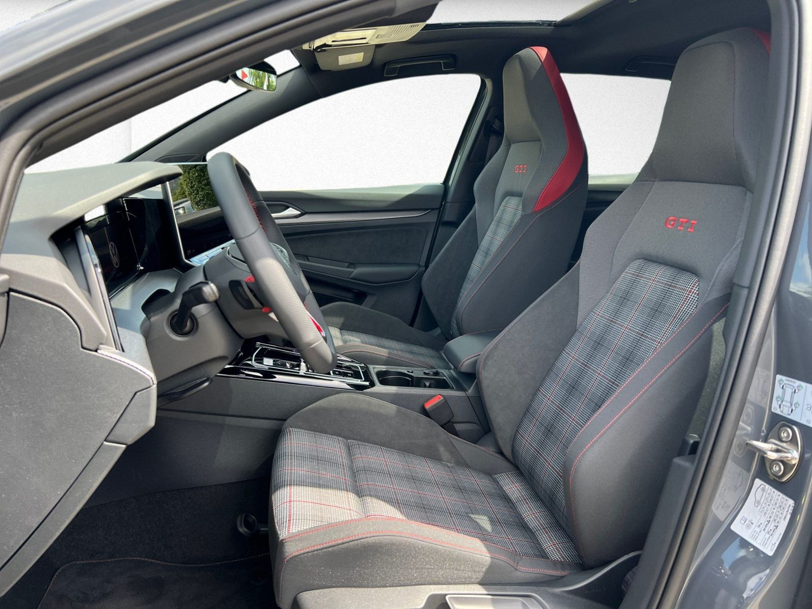 Volkswagen - Golf GTI_9