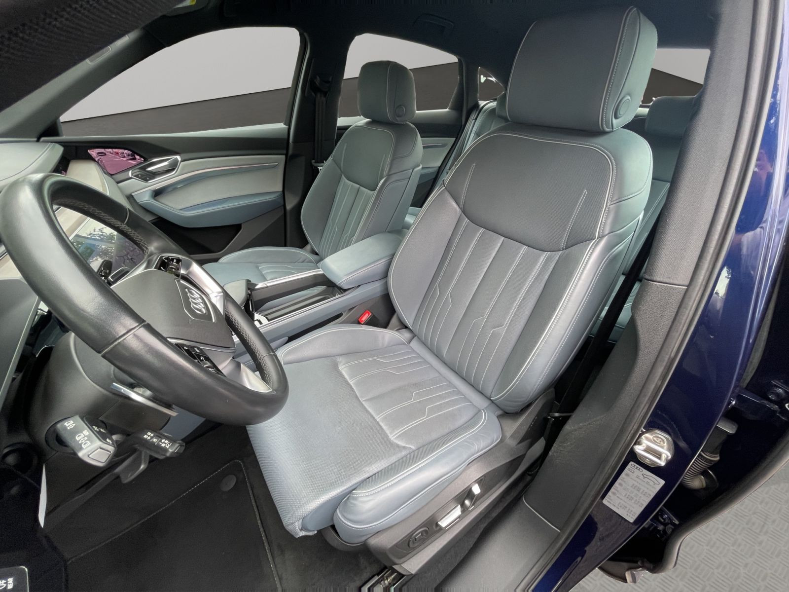 Audi - e-tron Sportback_11