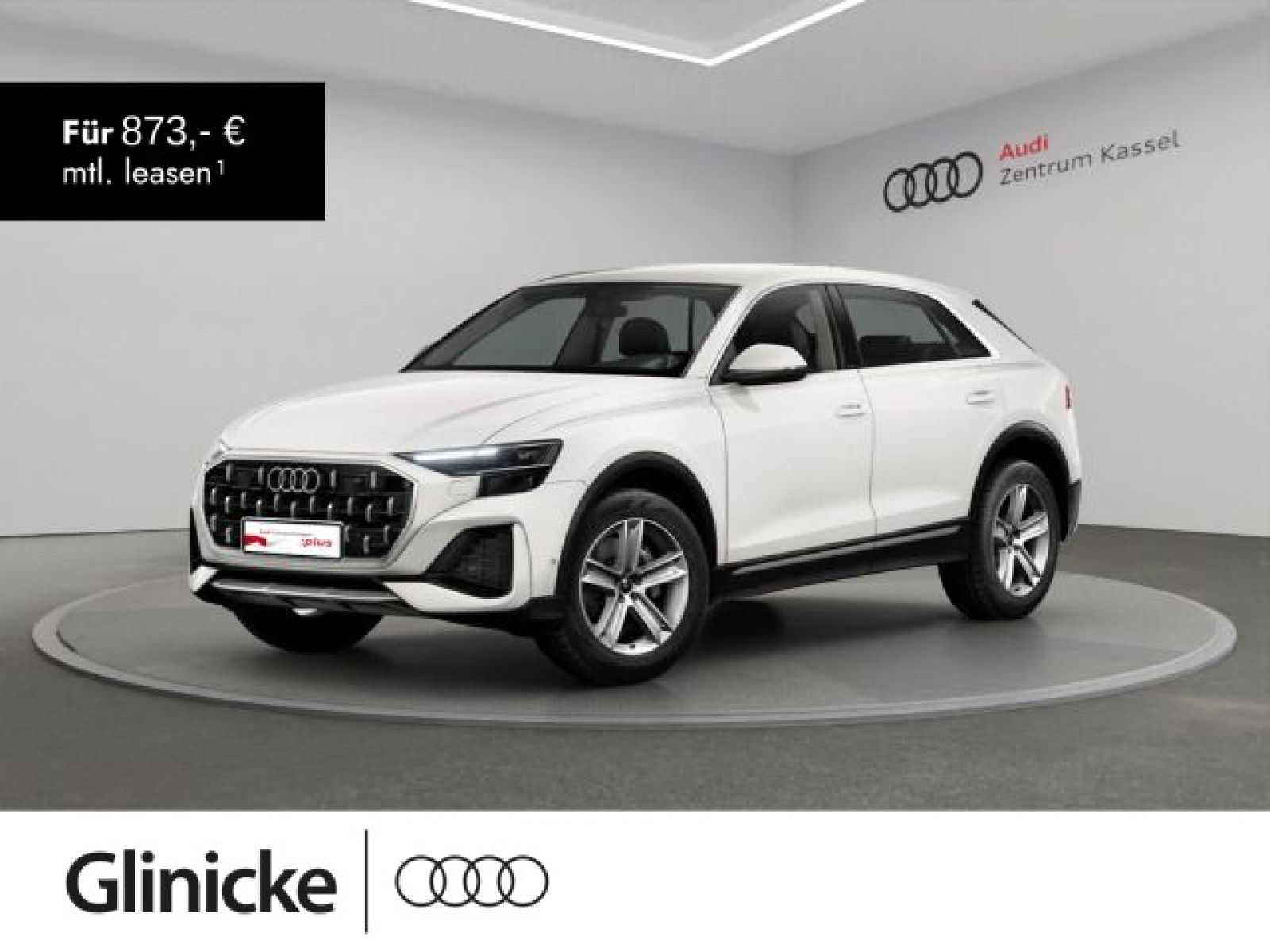 Audi - Q8_1