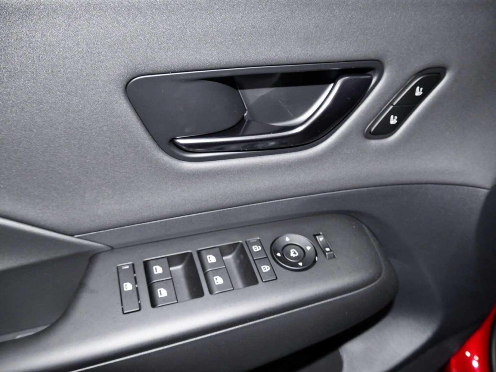 Hyundai - Kona_10