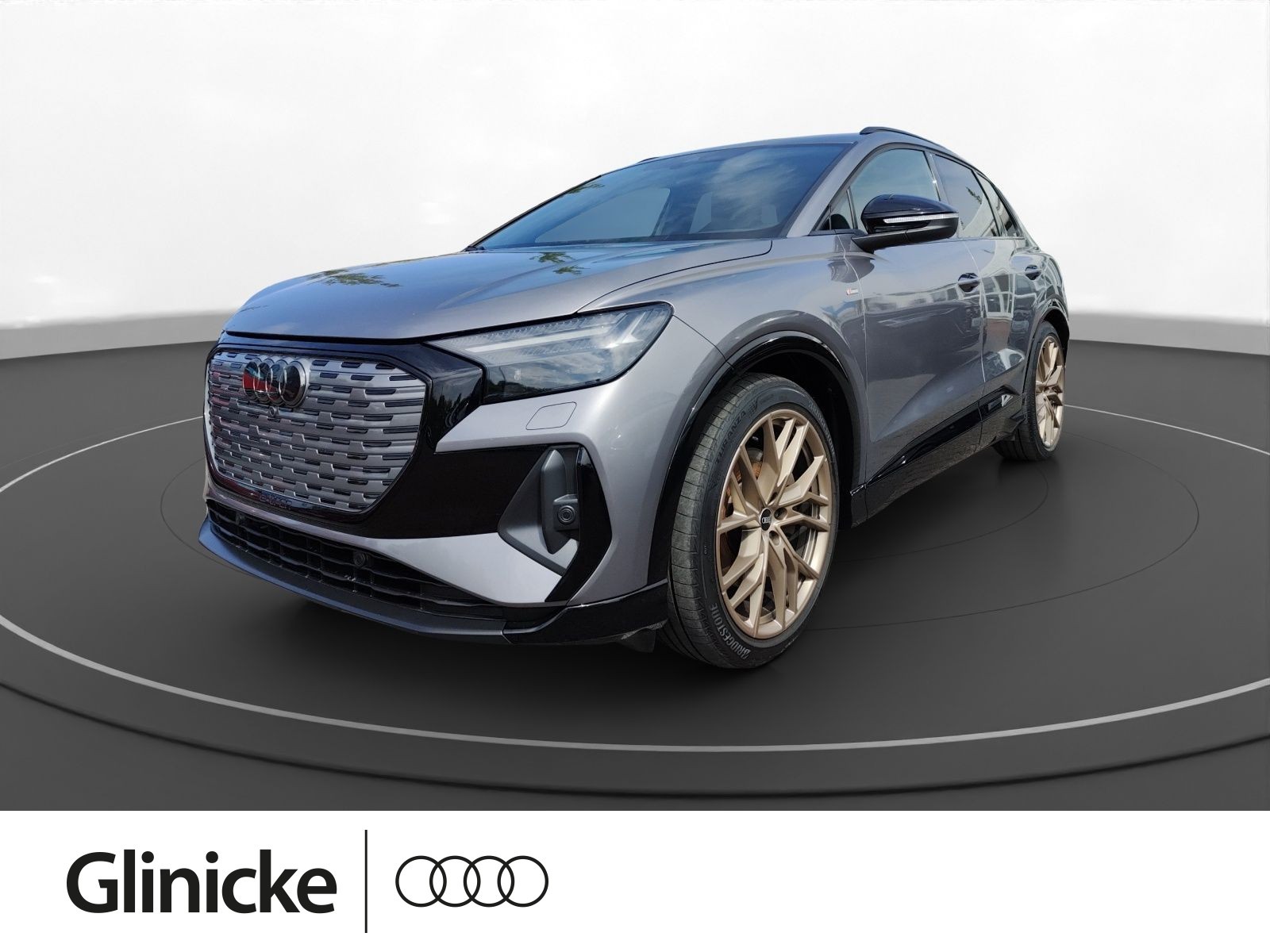 Q4 e-tron 50 e-tron quattro Klima Paket Komfort Paket