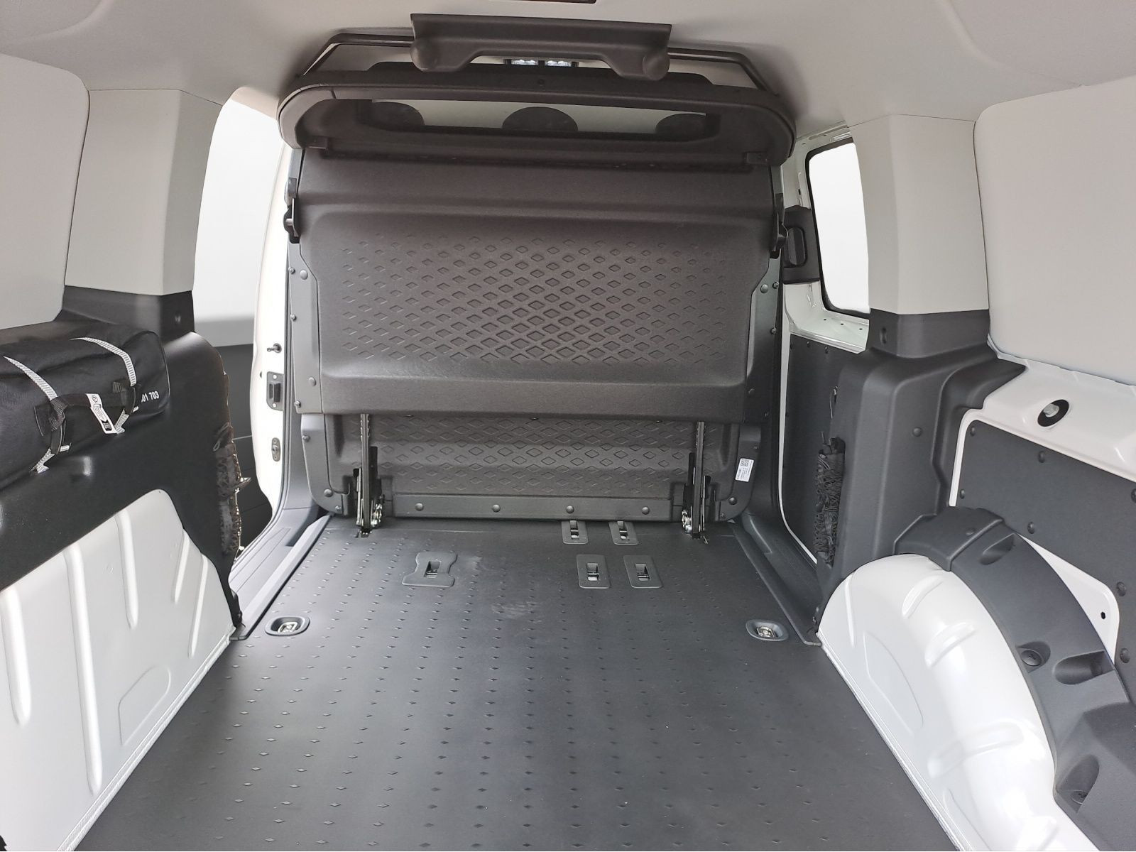 Volkswagen - Caddy_18